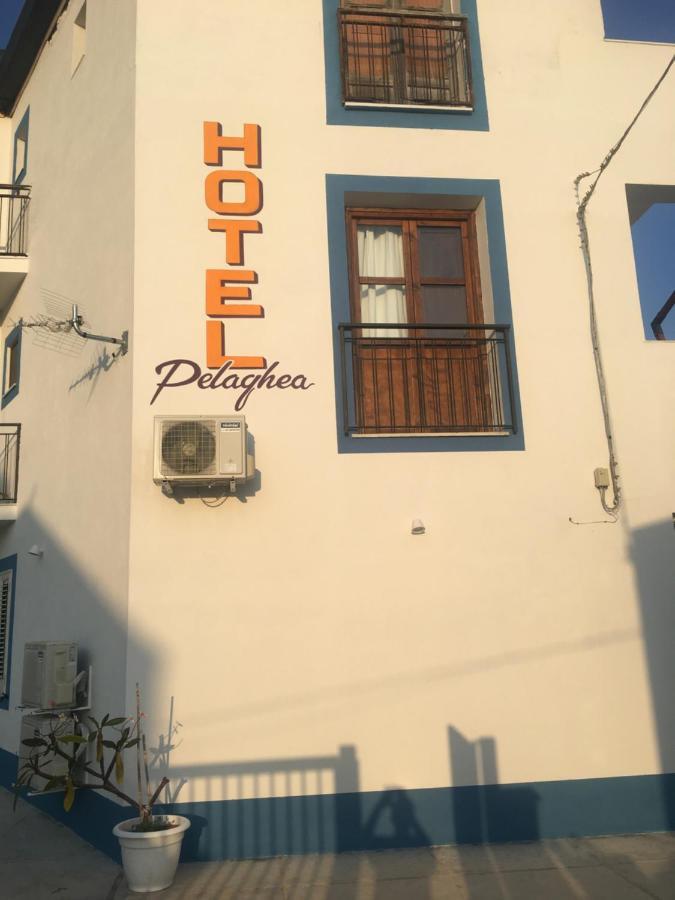 Hotel Pelaghea Линоза Экстерьер фото